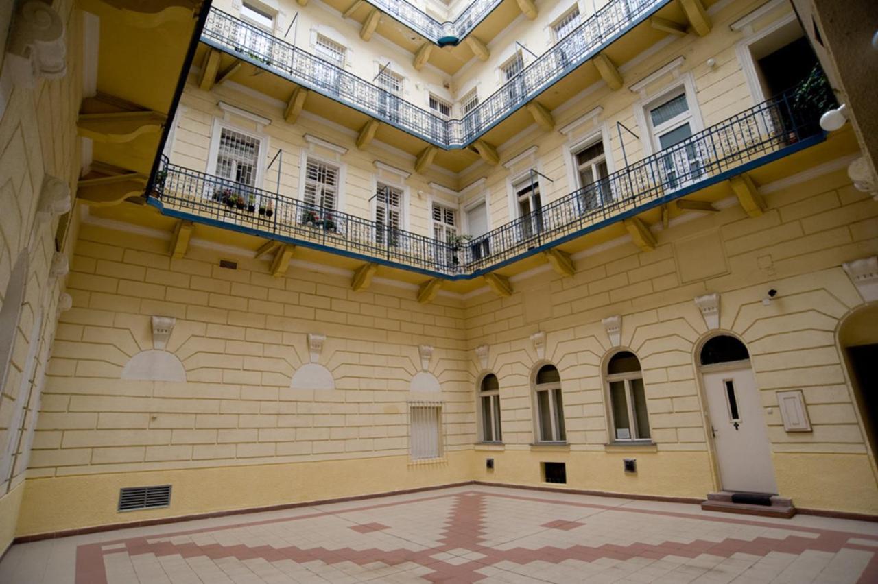 Luxury Paulay Street Apartman Budapest
